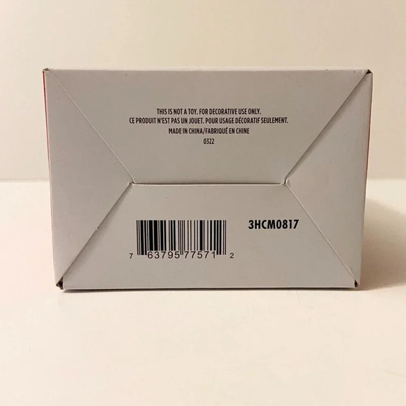 Hallmark Christmas Ornament Captain  America Marvel New - Picture 4 of 6